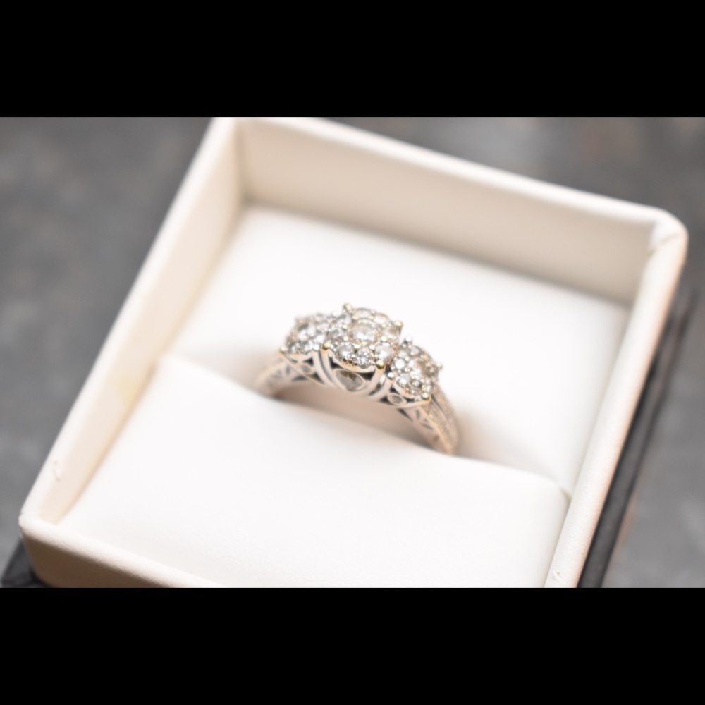 Diamond Engagement Ring. One Carat. Size 7